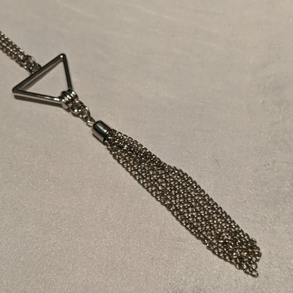 Silver toned tassel necklace